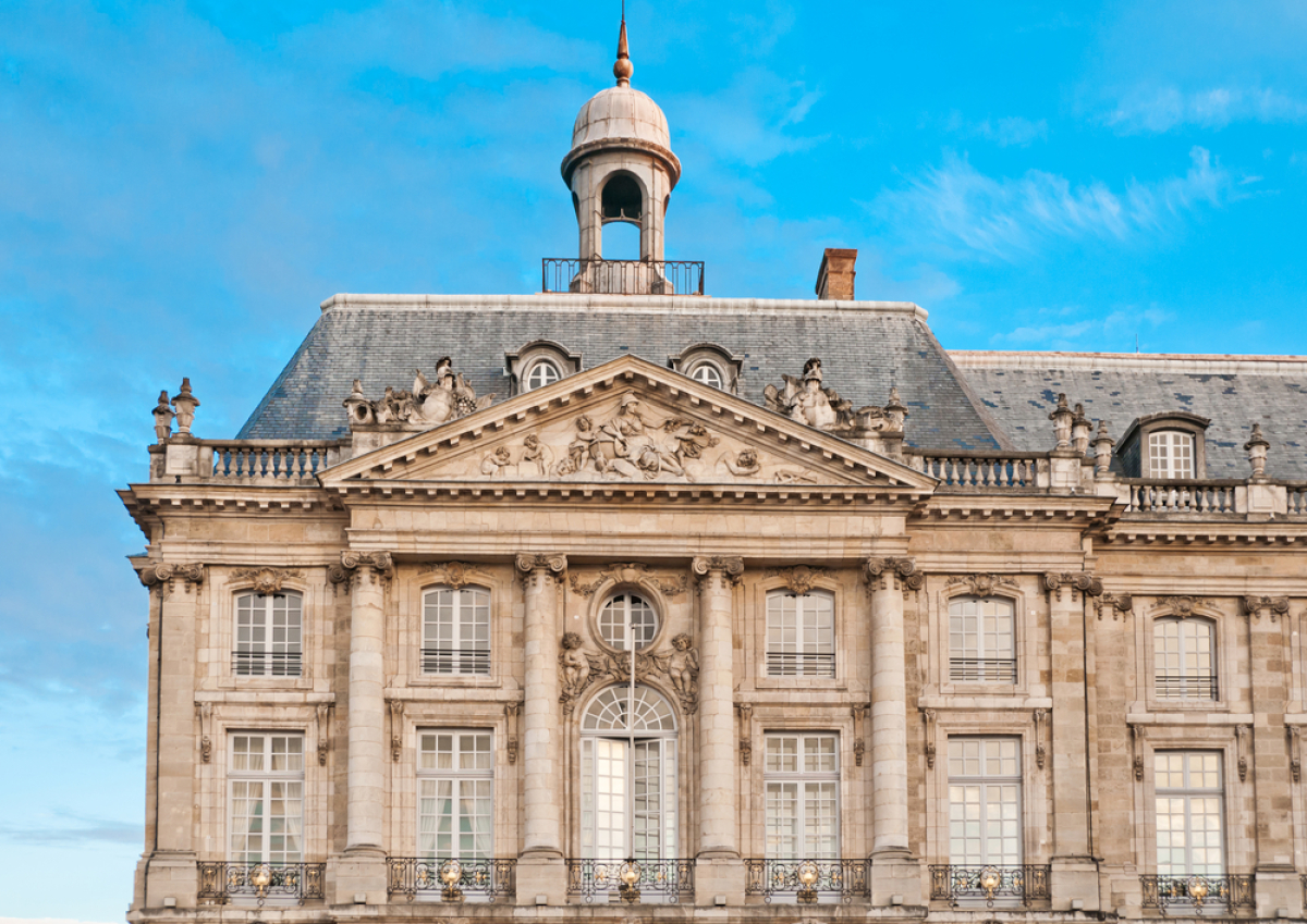 Immobilier à Bordeaux - place de la Bourse à Bordeaux