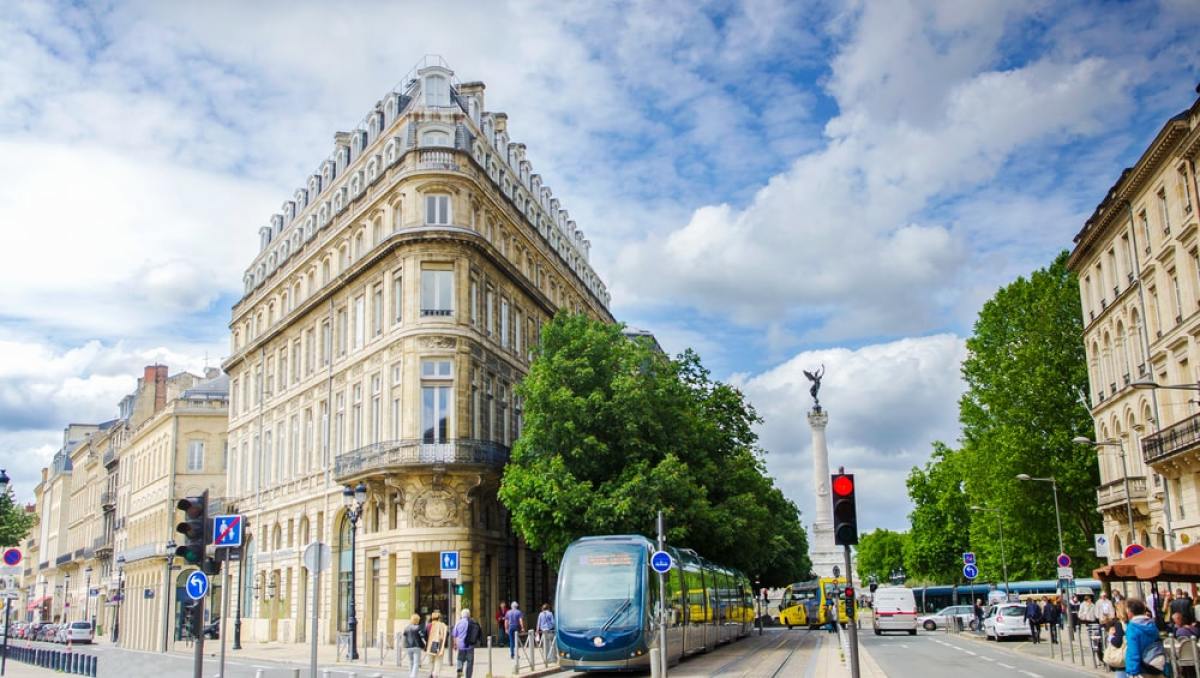 Quartier Bordeaux - La place de la Comédie à Bordeaux