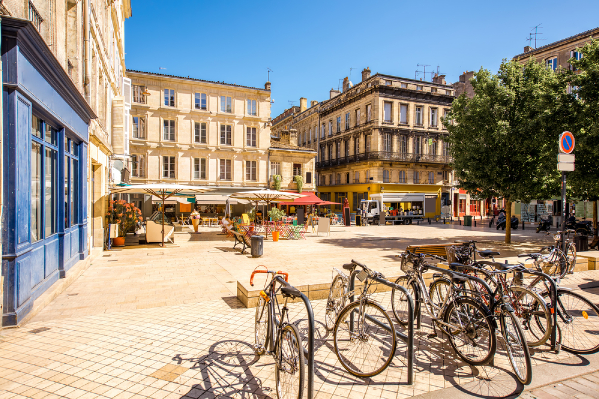 PTZ 2020 à Bordeaux - petite place dans le centre historique de Bordeaux