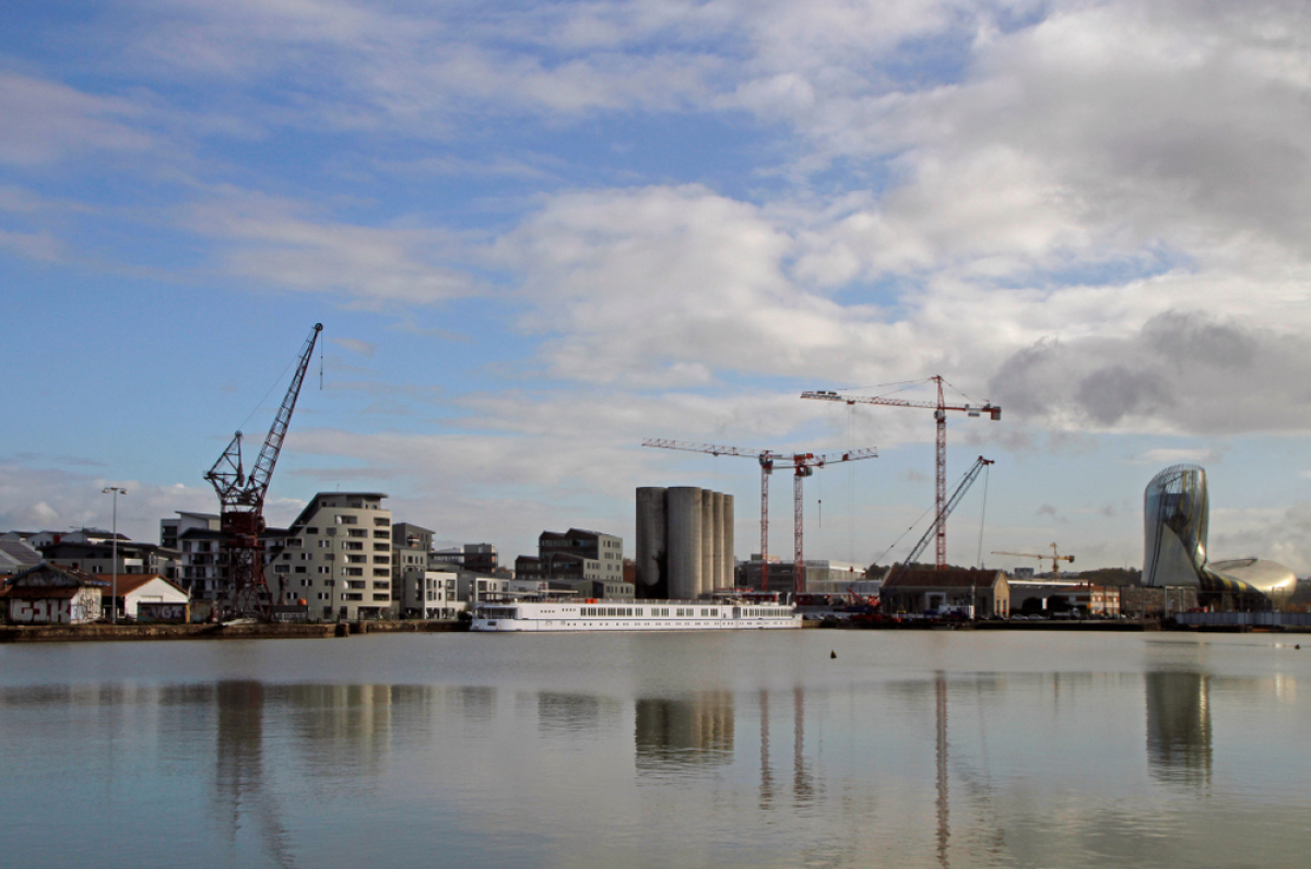 Chantier des Quais des Caps à Bordeaux - Vue sur le Bassin à flot