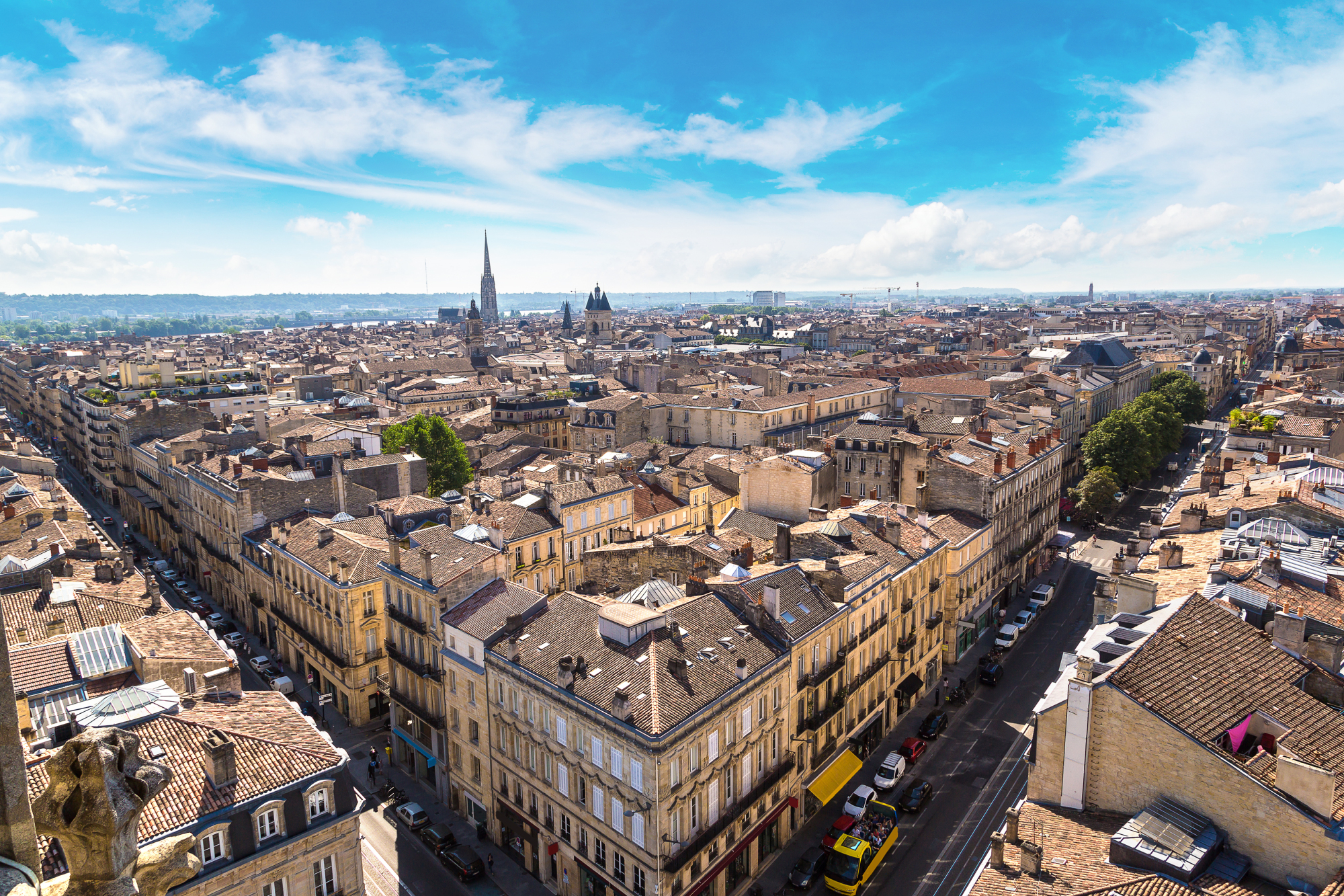 Vue aérienne et panoramique de la ville de Bordeaux