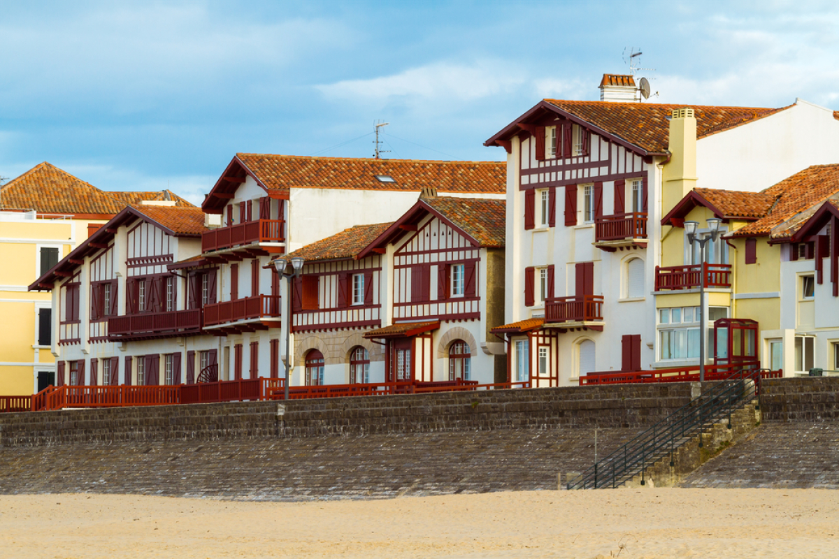 L’immobilier de luxe au Pays Basque Immobilier au Pays Basque – Maisons typiques de la côte Basque