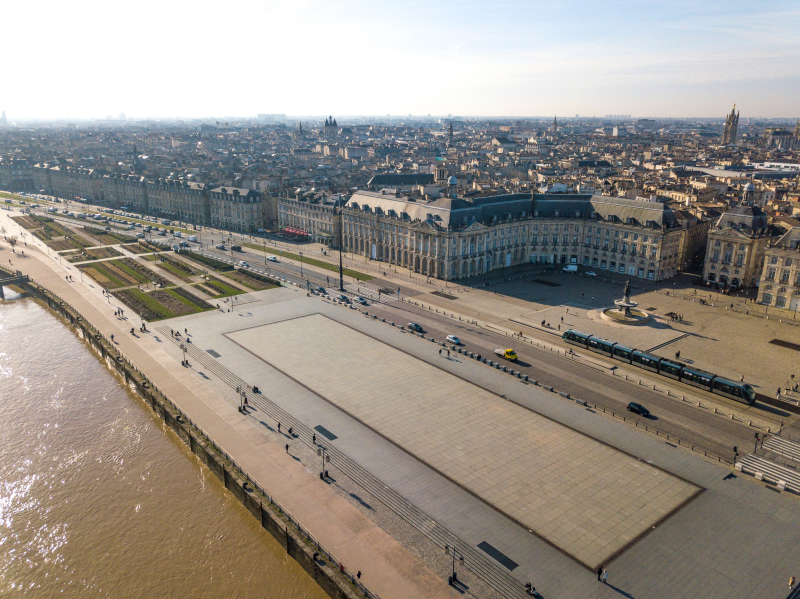 architecte bordeaux – vue aérienne du miroir d'eau à Bordeaux
