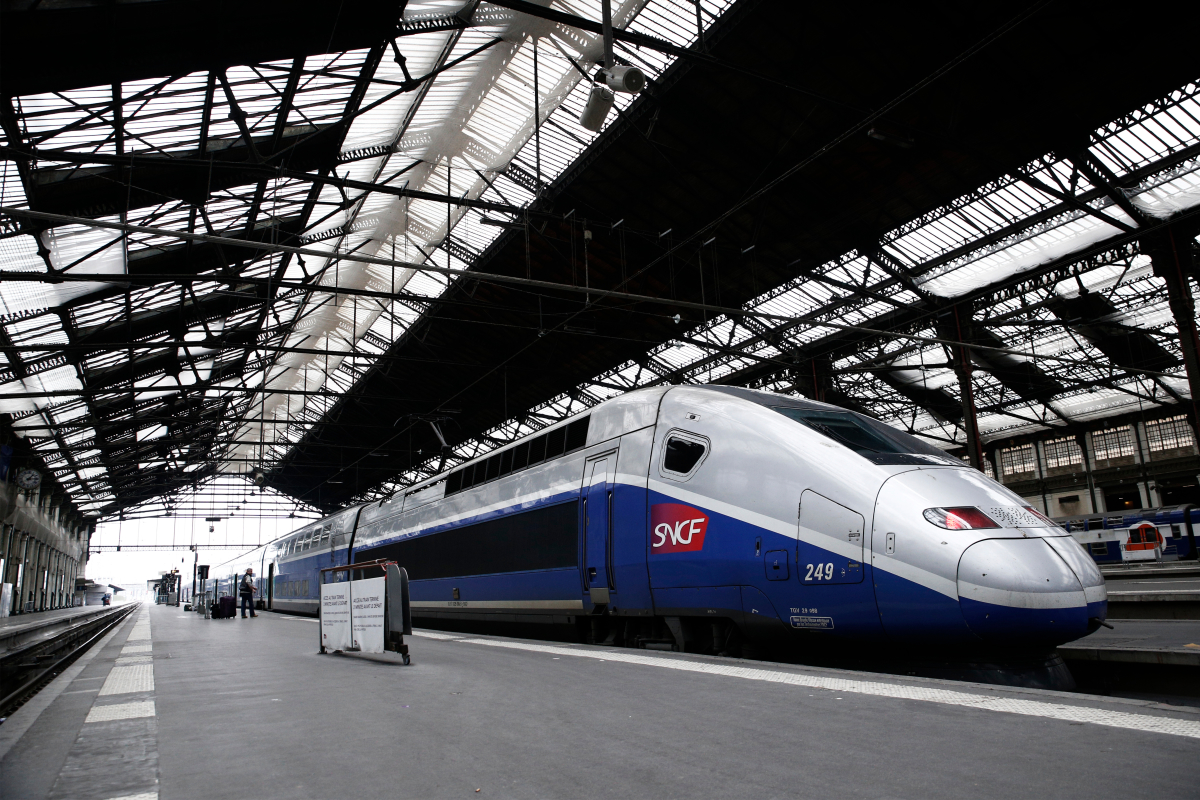 lgv bordeaux toulouse - un tgv en gare