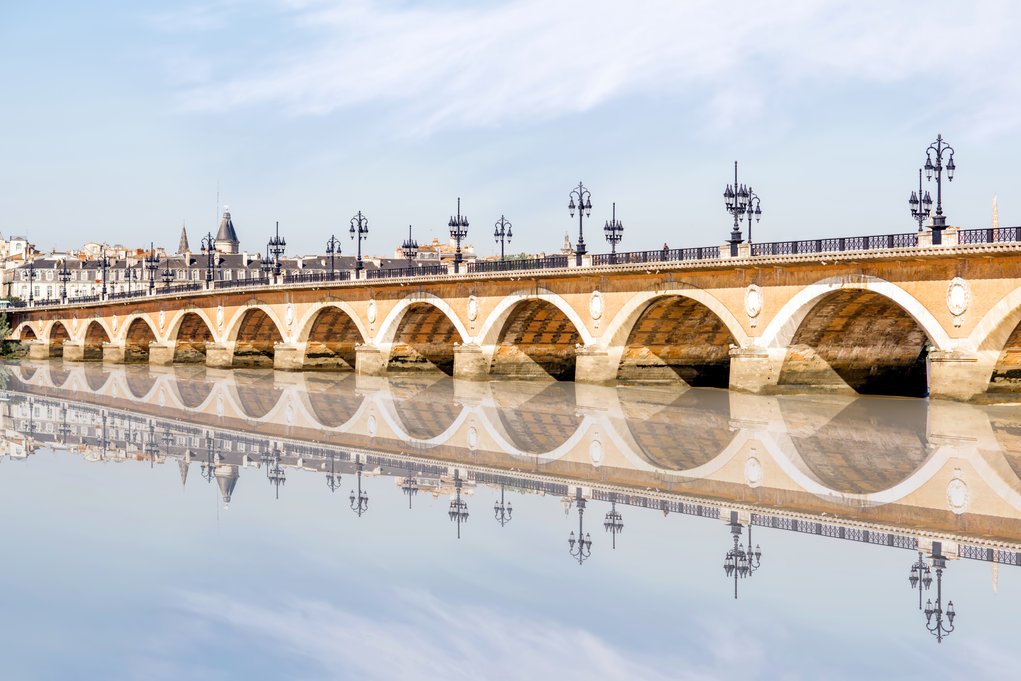 Le pont Saint-Pierre à Bordeaux
