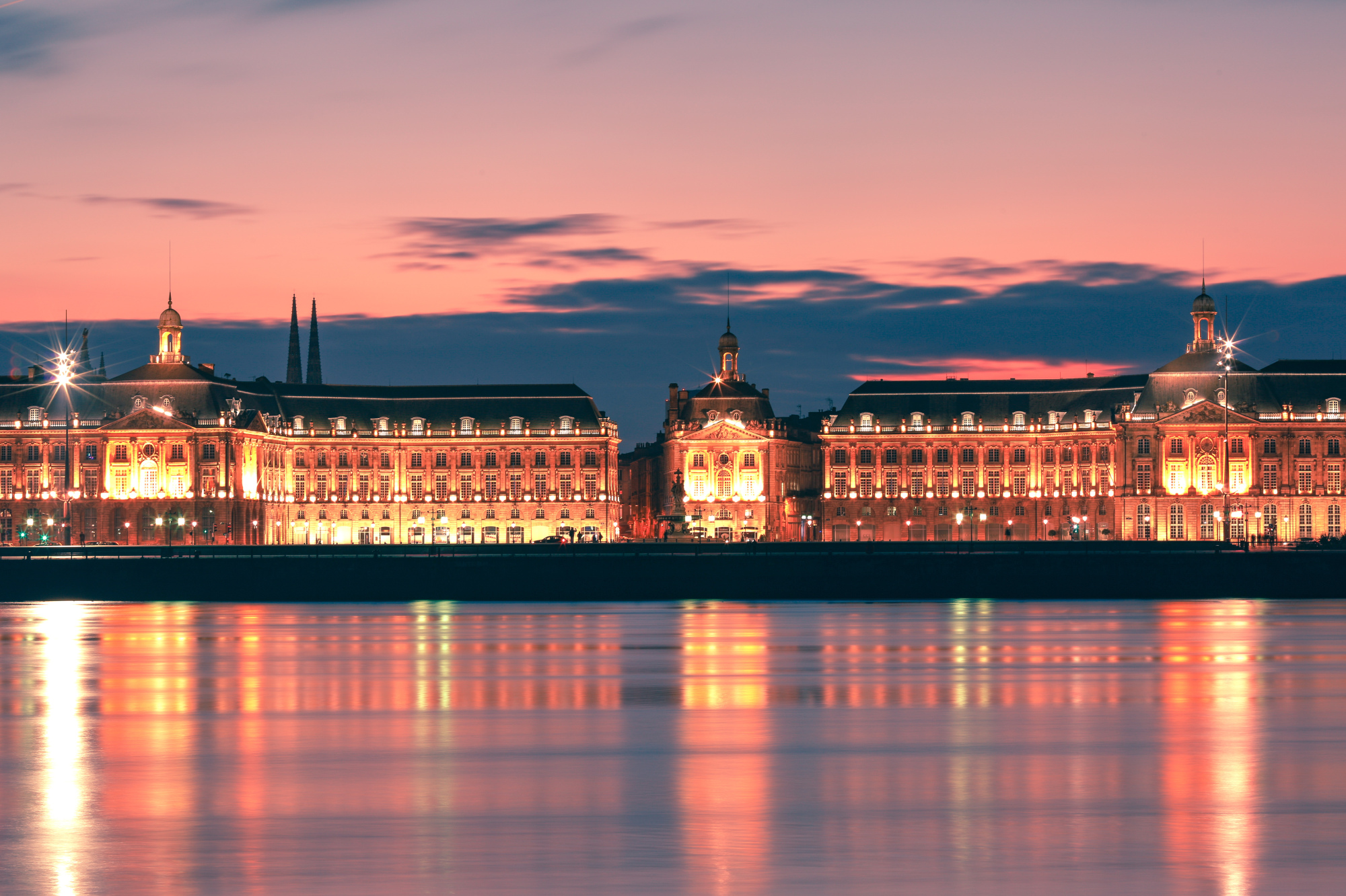 Bordeaux vue de nuit