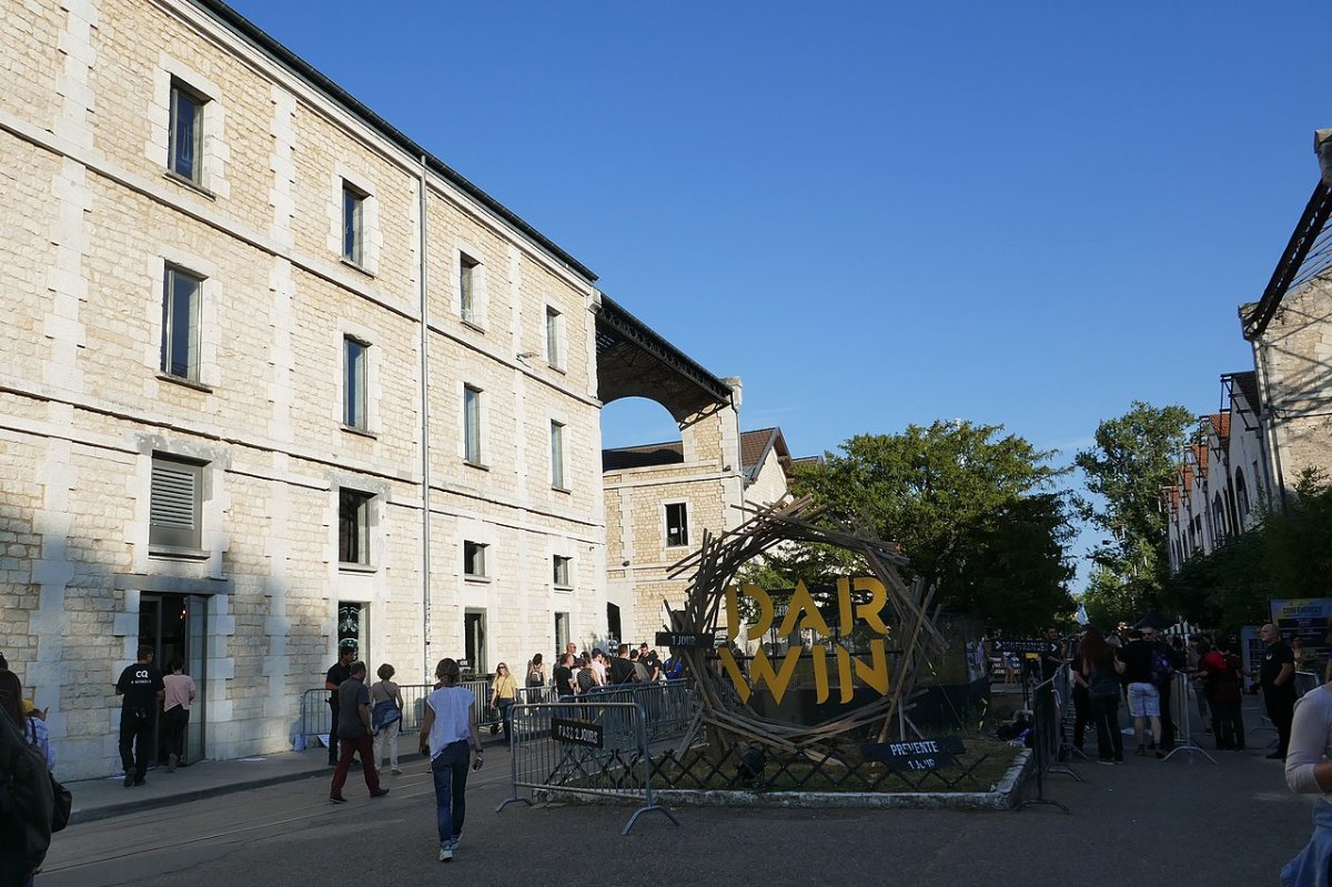L’écocité Darwin est l’un des lieux les plus visitées de Bordeaux Immobilier neuf Bordeaux - Darwin est le projet de réhabilitation de la caserne Niel