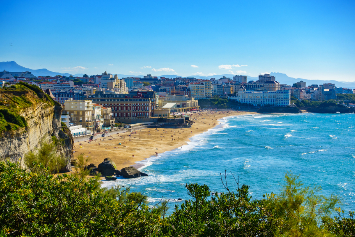 Où investir sur la “Côte d’Argent” ? - Une vue de Biarritz