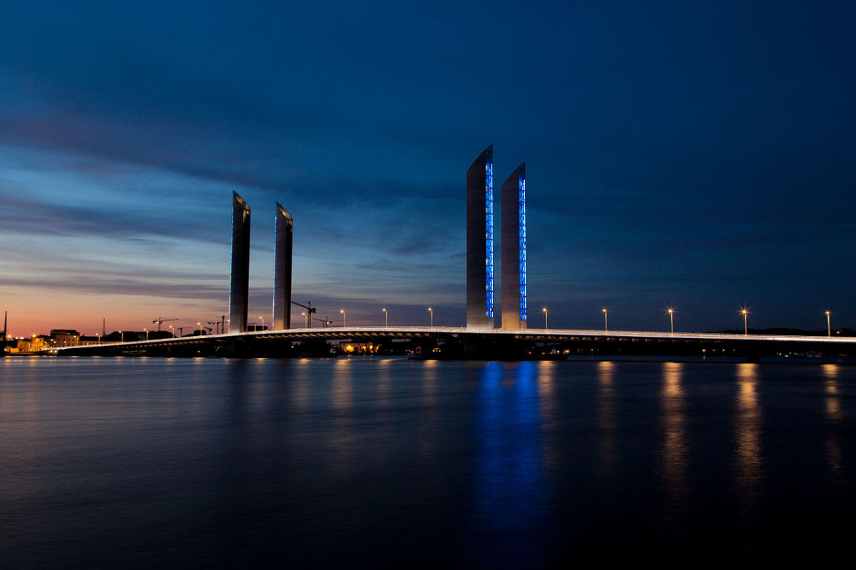 Quartier Baclan Bordeaux – vue sur le pont Chaban-Delmas à Bordeaux Bacalan