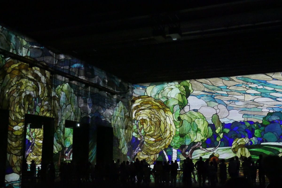 Quartier Bacalan Bordeaux – l’intérieur du musée des Bassins des Lumières de Bacalan