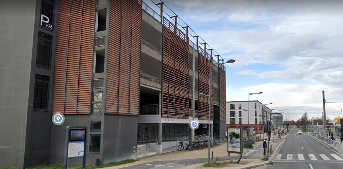 Place Ravezies le Bouscat – vue sur la place Ravezies au Bouscat