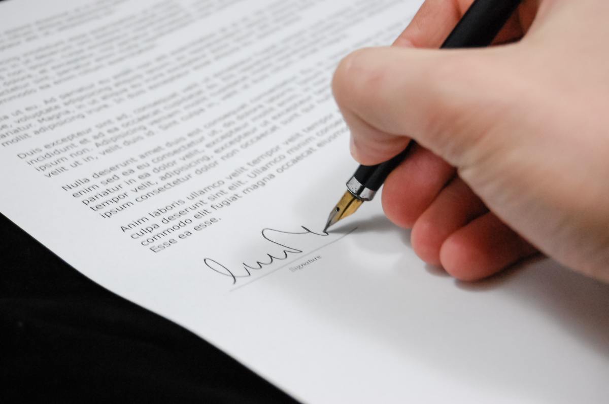 Programme neuf Bordeaux – signature d’un contrat de réservation