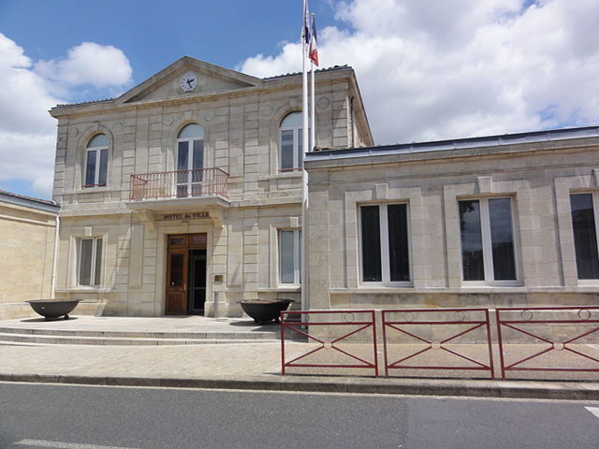  Mairie de Bassens 