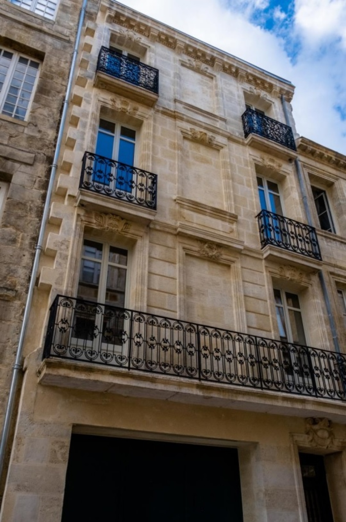 Programme neuf Caractère : Appartements neufs à Les Capucins référence 6749, aperçu n°0