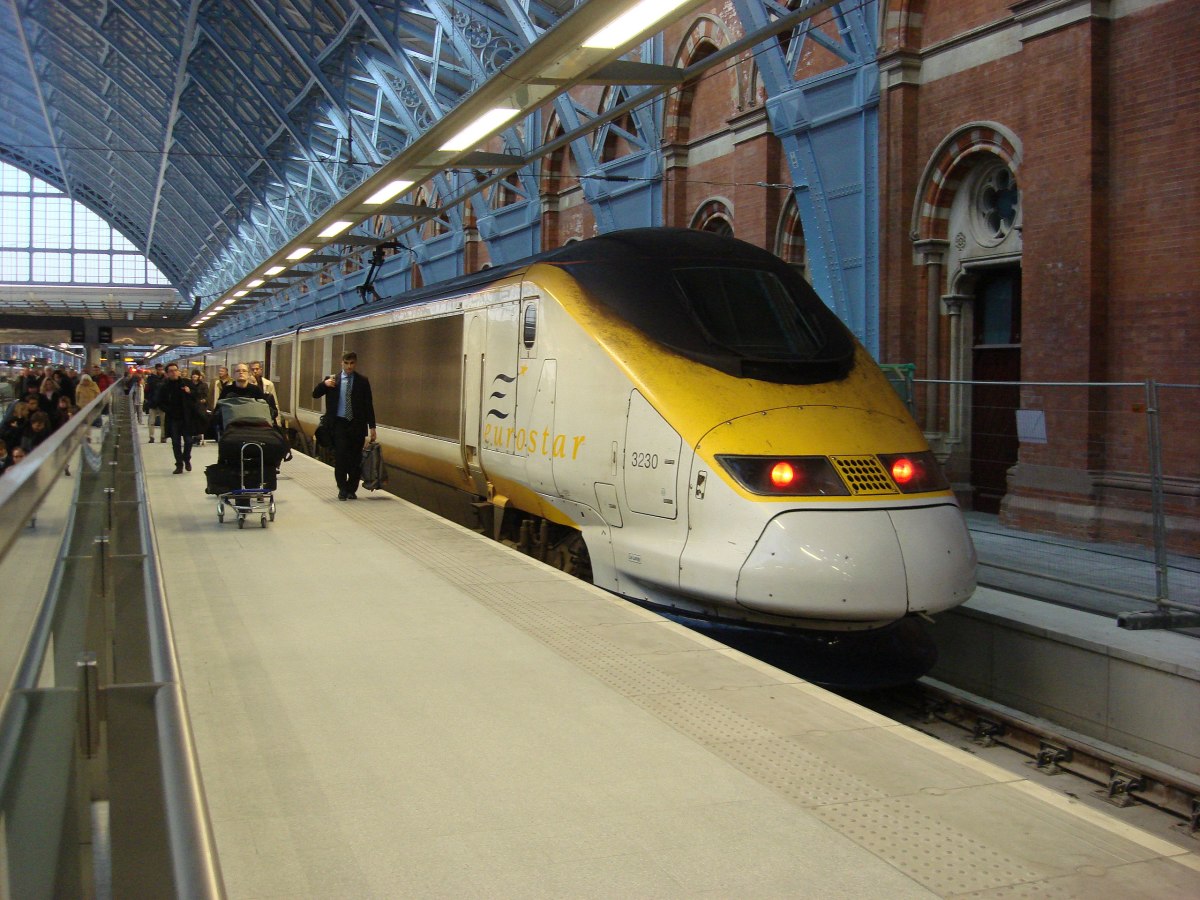 Bordeaux Londres Train – Un train Eurostar en gare de London Saint-Pancras