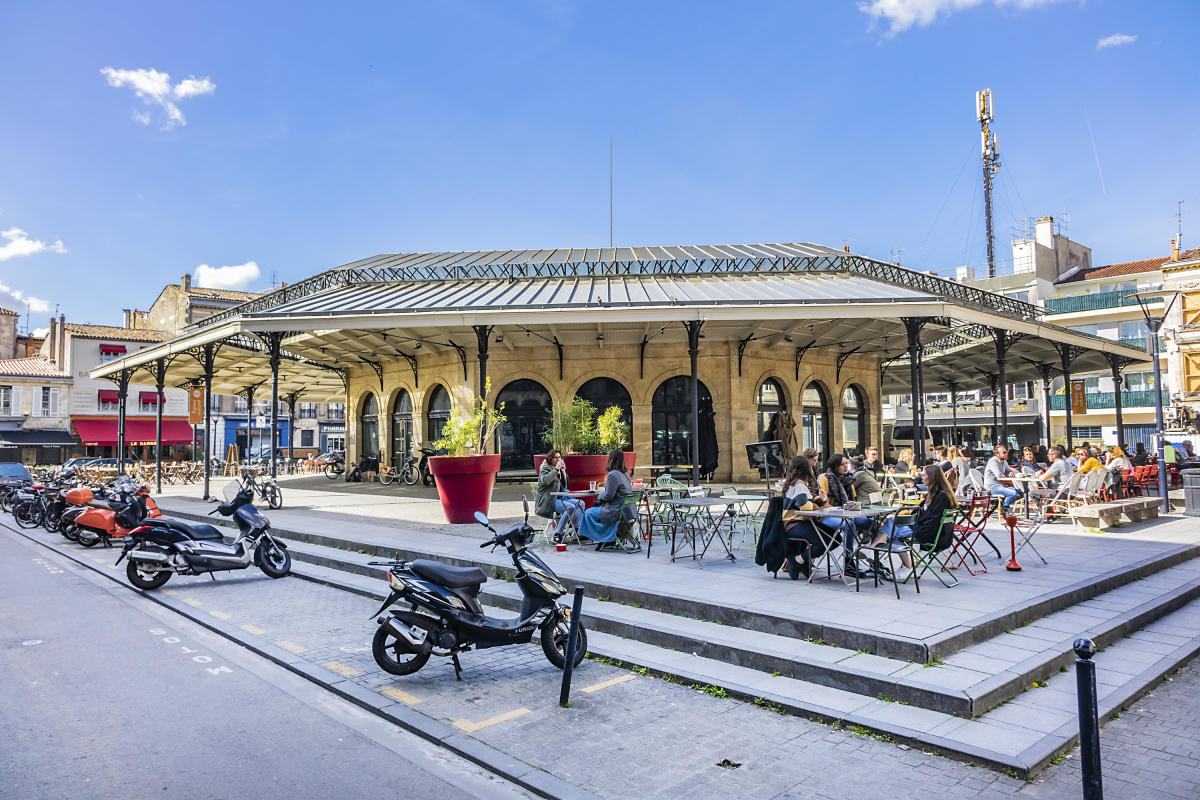 Quartier Bordeaux — halles des chartrons à bordeaux