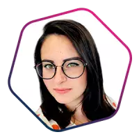 Sarah Abjean courtière en immobilier neuf chez IMMO9 Photo de profil de la courtière Sarah Abjean
